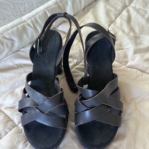 Comfortable Black Strappy Sandals